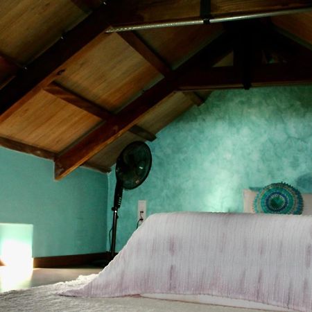 Room In Villa - Beautiful Accommodation At The Heart Of Andalusia プエンテ・ヘニル エクステリア 写真