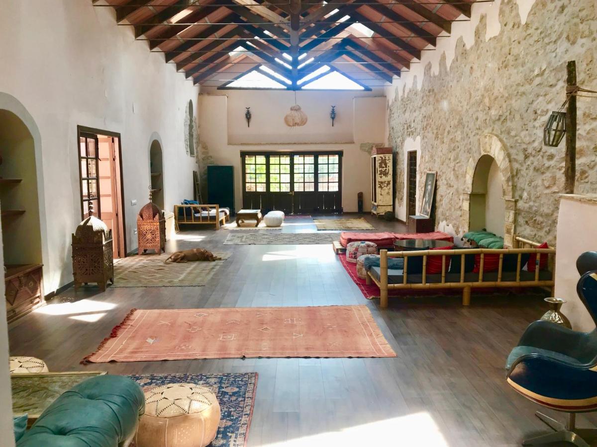Room In Villa - Beautiful Accommodation At The Heart Of Andalusia プエンテ・ヘニル エクステリア 写真